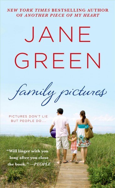 Family pictures / Jane Green.
